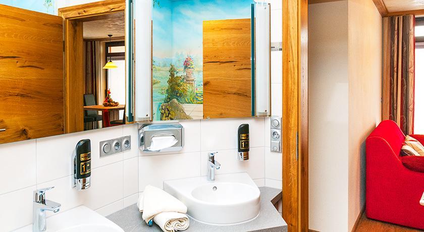 Landhotel Mappacher Hof Bruck in der Oberpfalz Room photo
